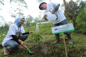 BRI Raih Peningkatan Skor ESG, Pemimpin Keuangan Berkelanjutan di Indonesia
