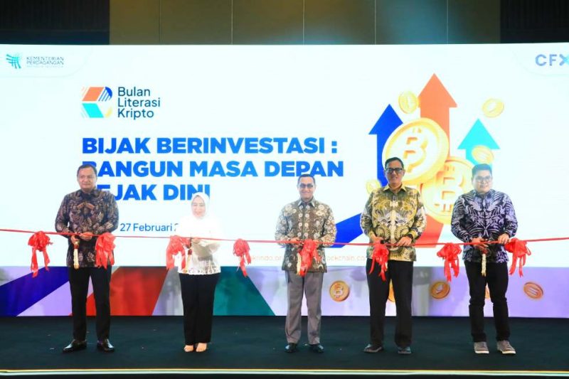 OJK Tekankan Pentingnya  Literasi Kripto untuk Lindungi Konsumen dan Dorong Inklusi Keuangan Digital